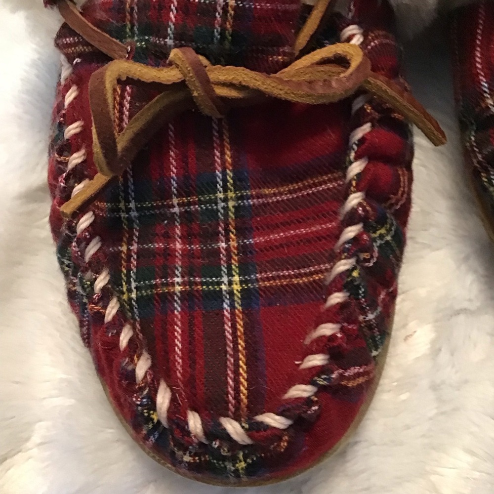 L.L.Bean Wicked Good Moccasin Slippers. Red Plaid, Shearling Lined Women’s Sz 7. - Picture 10 of 11